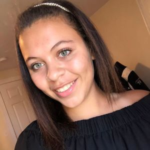 Meet your Posher, Mackenzie